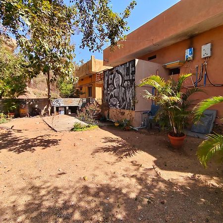 Magic Rock Villa Hospet Bagian luar foto