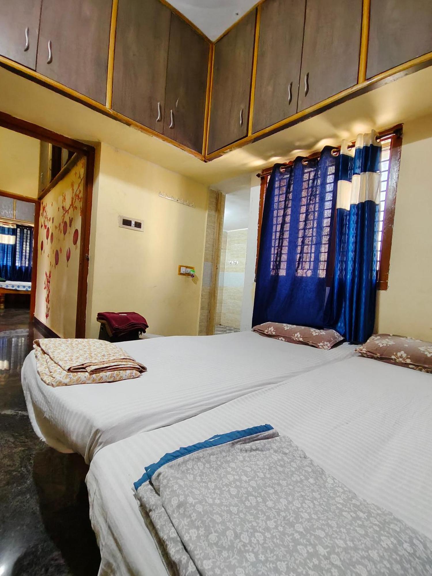 Magic Rock Villa Hospet Bagian luar foto